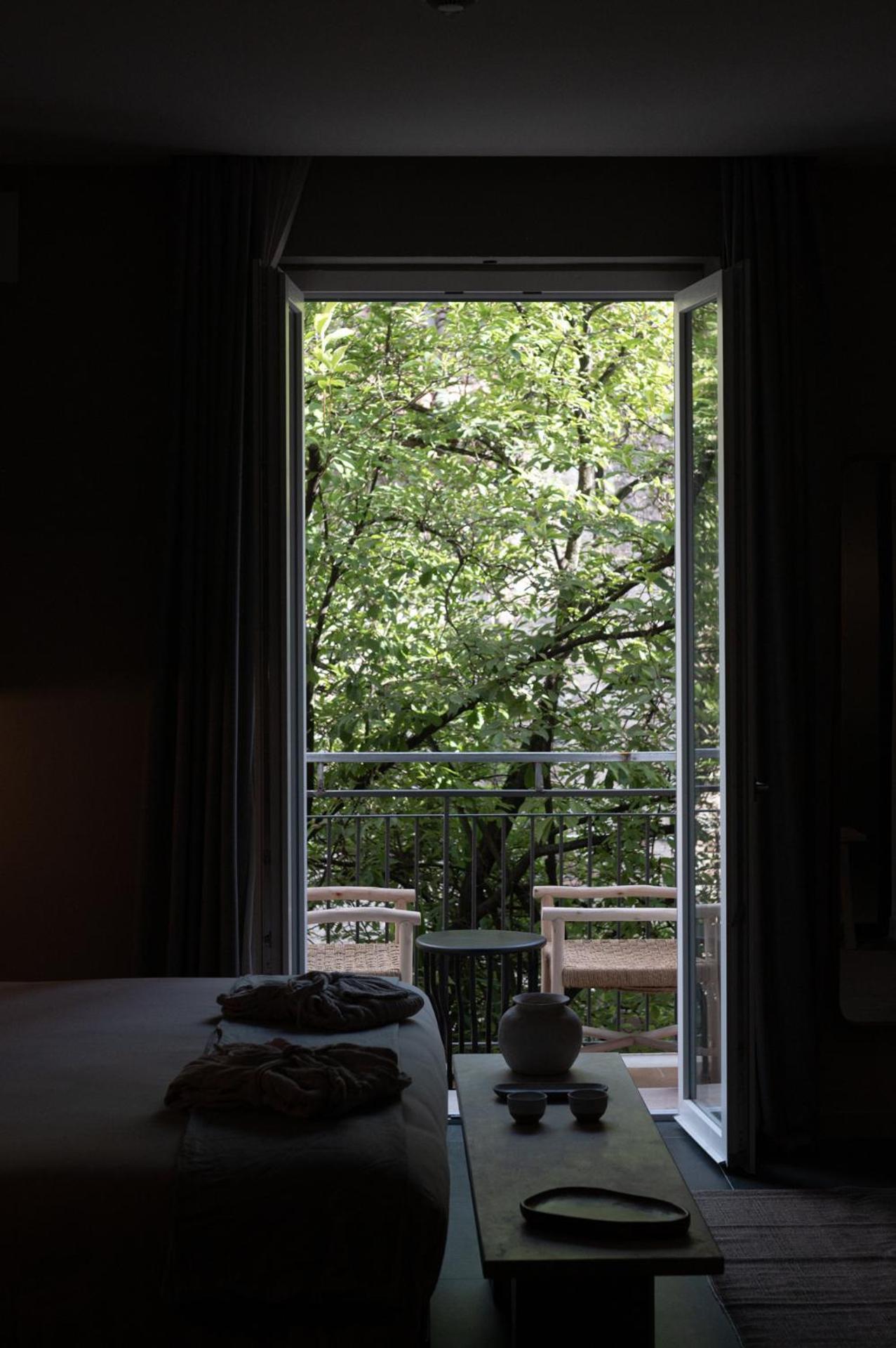 The Sanctuary Urban Retreat Hotel Рим Екстериор снимка