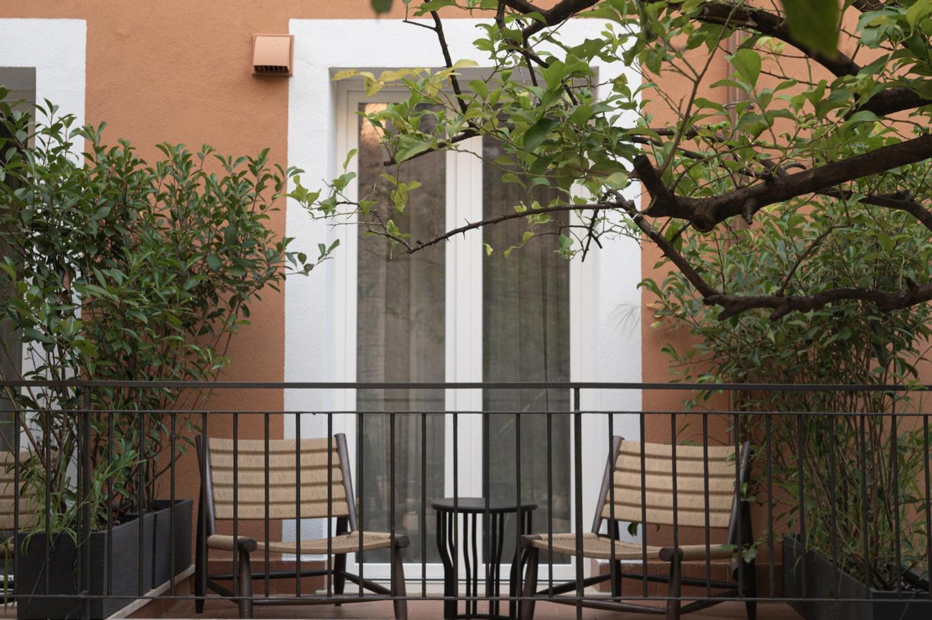 The Sanctuary Urban Retreat Hotel Рим Екстериор снимка
