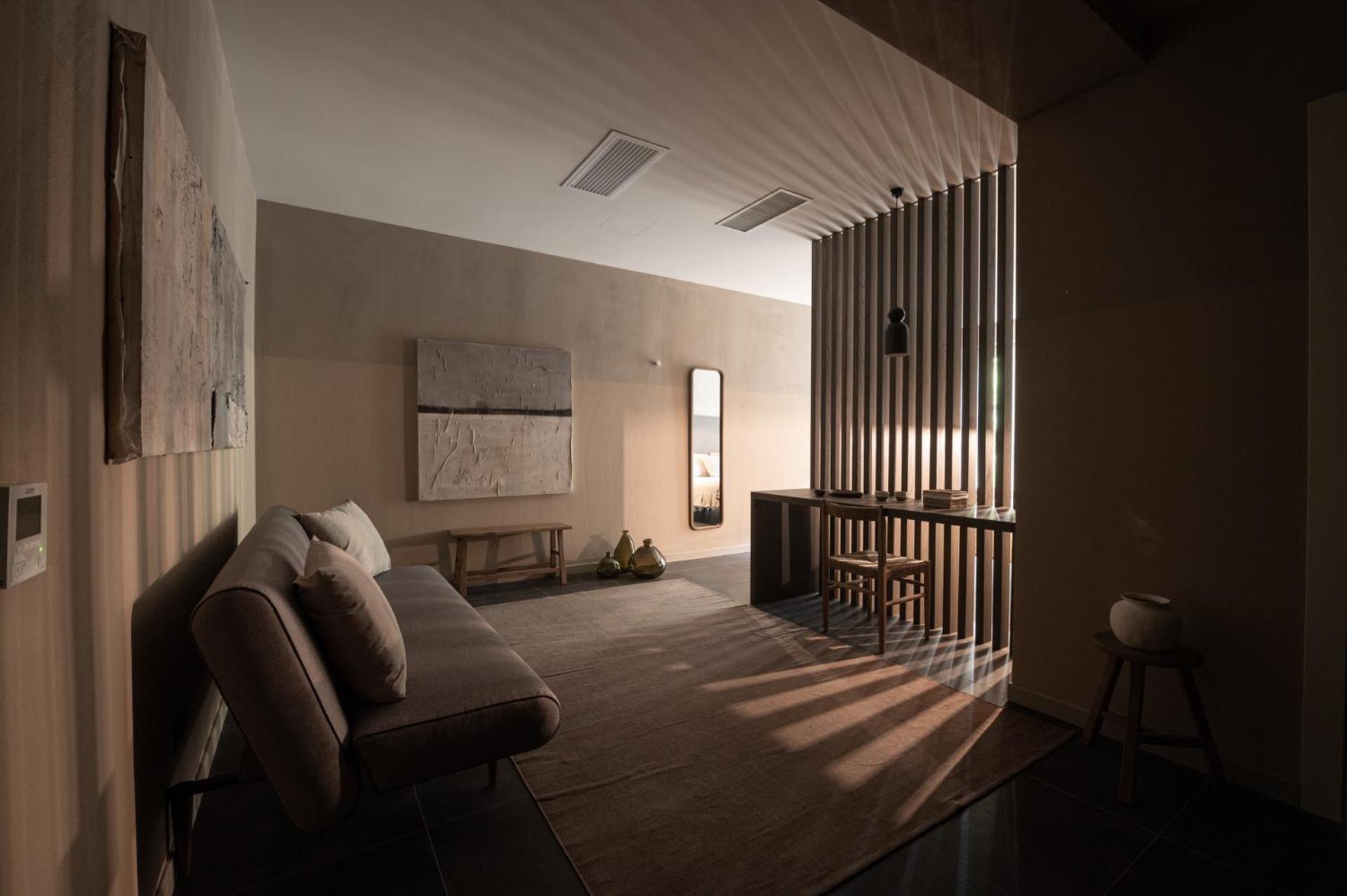 The Sanctuary Urban Retreat Hotel Рим Екстериор снимка